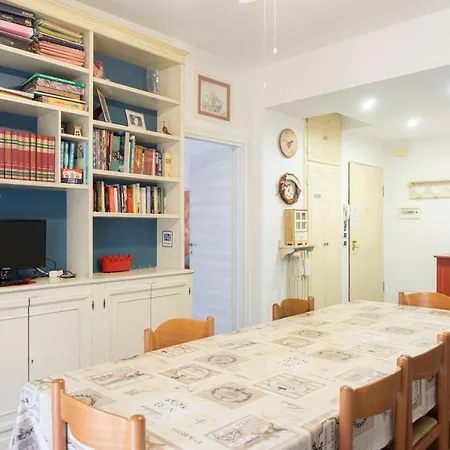 Re Lear - 4 Bedrooms Verona