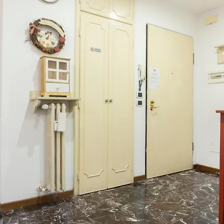 Re Lear - 4 Bedrooms Apartman Verona